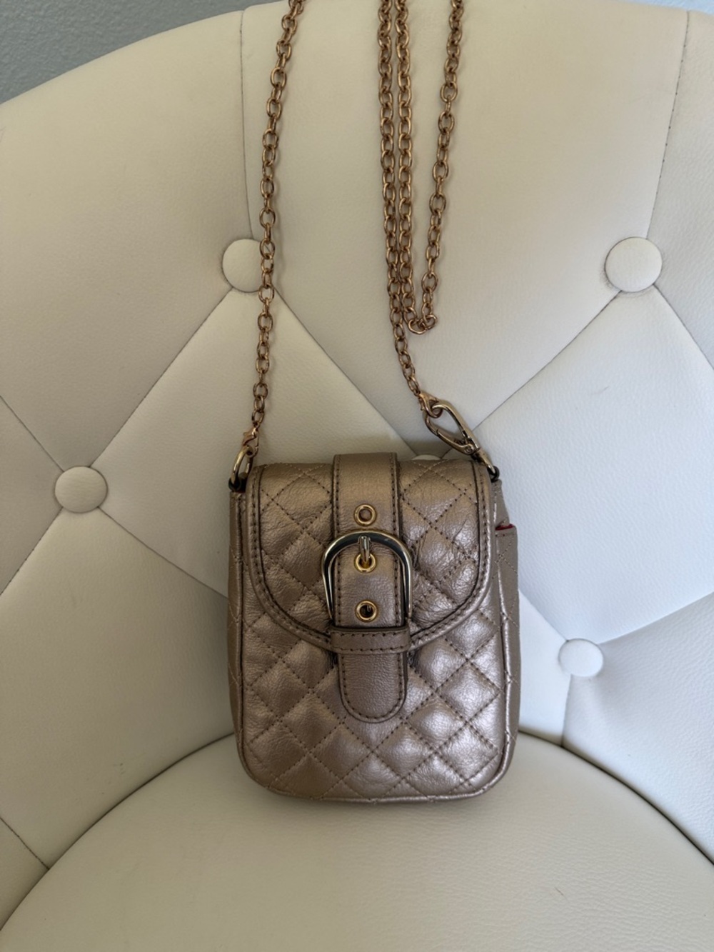 MAXX NEW YORK Quilted Metallic Crossbody Phone Bag - Gold - Picture 2 of 12